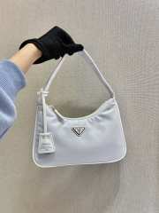 Prada re-edition 2000 nylon mini bag 1NE515 white 23x13x5cm - 4