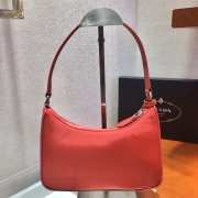 Prada re-edition 2005 nylon mini bag 1NE204 red 22x12x6cm - 4