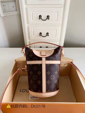 Louis Vuitton duffle monogram 22x23x14cm