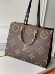 LV onthego brown and yellow M45320 MM 35cm - 1