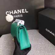 Chanel flap bag caviar apple green with gold buckle 25x15x7cm - 4