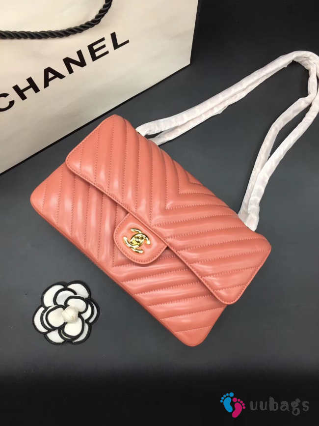 Chanel flap bag lamskin coral with gold Buckle 25x15x7cm - 1