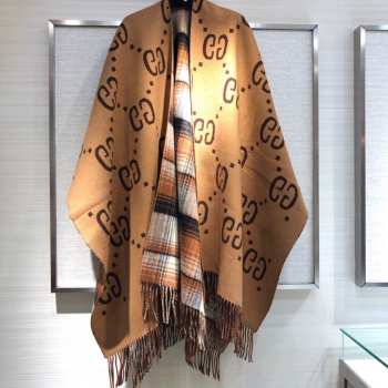 Gucci reversible GG wool poncho 553118 130x180cm