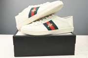 Gucci bee sneaker euro 44 (original price 175) - 1