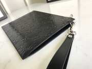 Gucci GG embossed pouch 625569 30x21cm - 2