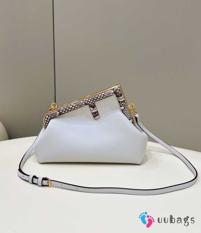 Fendi the first bag Leopard-print trim white 26x9.5x18cm - 1