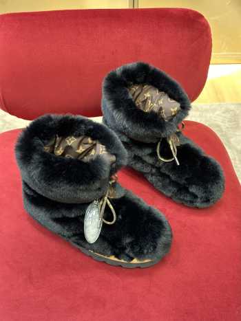 LV 2022 Rabbit fur thickened snow boots black 35-41