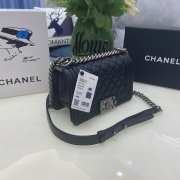 Chanel le boy caviar leather black Diamant silver hardware 20cm - 3