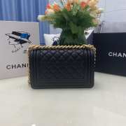 Chanel le boy caviar leather black Diamant gold hardware 20cm - 2