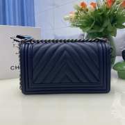 Chanel le boy caviar leather dark blue v-vormig patroon silver hardware 25cm - 3