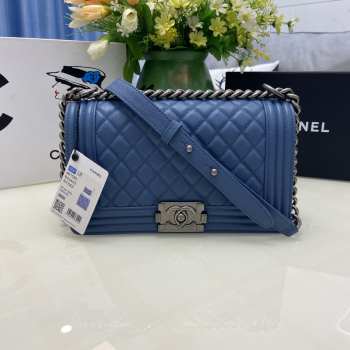 Chanel le boy caviar leather Indigo Diamant silver hardware 25cm