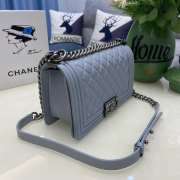 Chanel le boy caviar leather light blue Diamant silver hardware 25cm - 2