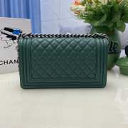 Chanel le boy caviar leather green Diamant silver hardware 25cm - 3