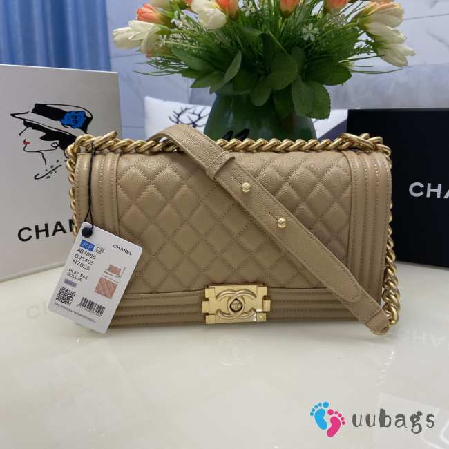 Chanel le boy caviar leather brown Diamant gold hardware 25cm - 1