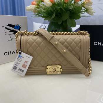 Chanel le boy caviar leather brown Diamant gold hardware 25cm