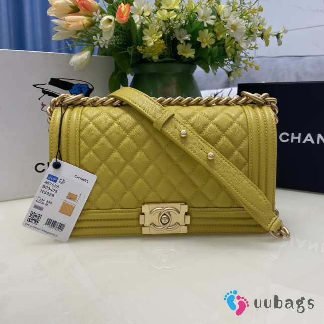 Chanel le boy caviar leather yellow Diamant gold hardware 25cm - 1