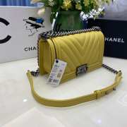 Chanel le boy caviar leather yellow v-vomig patroon silver hardware 25cm - 4