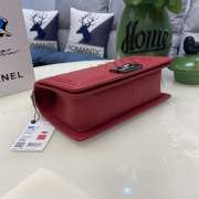 Chanel le boy caviar leather red v-vormig patroon silver hardware 25cm - 4