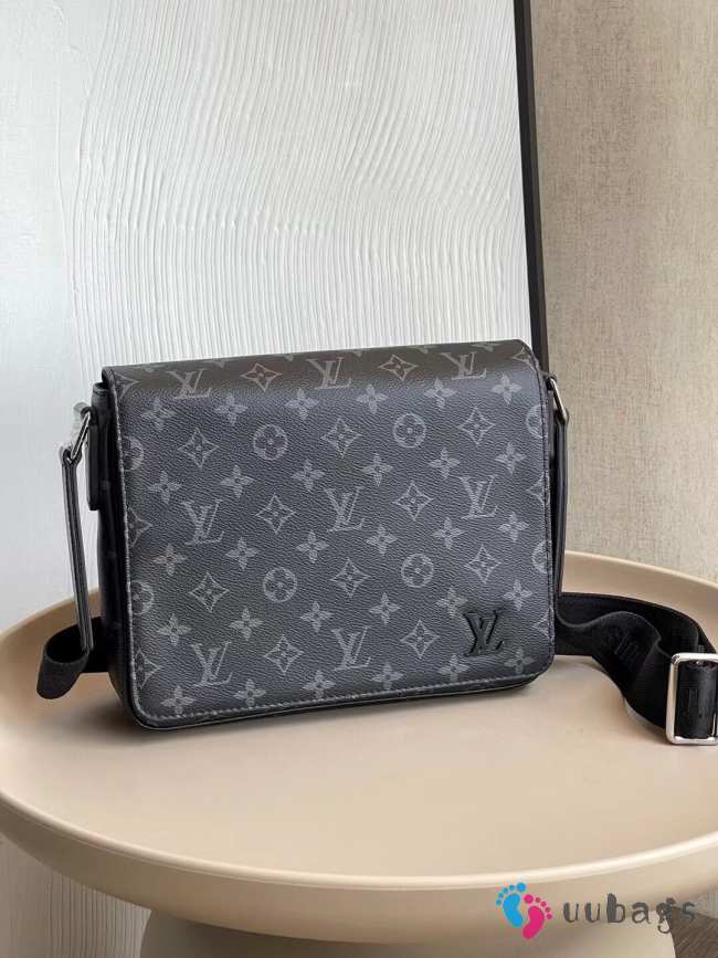 LV DISTRICT PM MESSENGER BAG M46255 25cm - 1