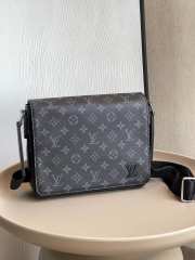 LV DISTRICT PM MESSENGER BAG M46255 25cm - 4