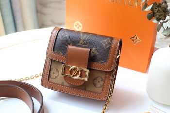 LV dauphine classic style monogram M68621 12x10.5x3.5cm