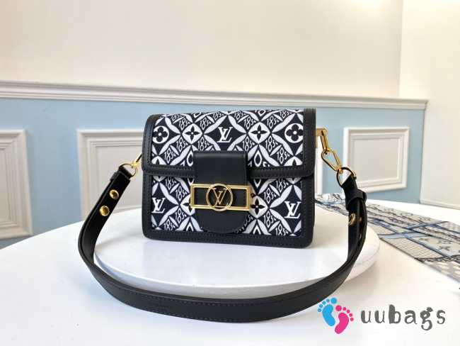 LV dauphine 2020 black 1854 monogram M57172 20x15x9cm - 1