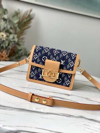 LV dauphine M57394 20x15x9cm