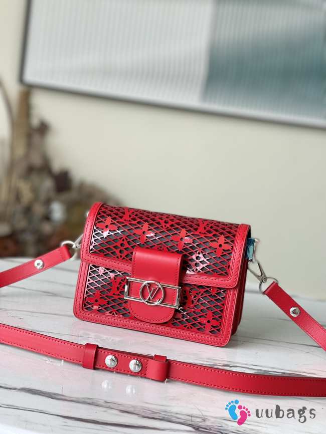 LV dauphine 2022 red Skeleton M20359 20x15x9 cm - 1