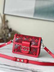 LV dauphine 2022 red Skeleton M20359 20x15x9 cm - 1