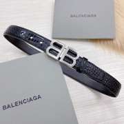 Balenciaga women's reversible cowhide leather belt with brass buckle 3cm - 4