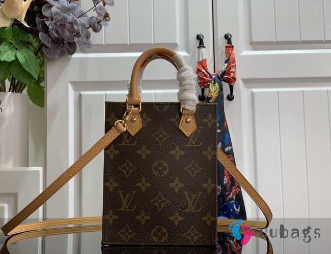 LV PETIT SAC PLAT M69442 14x17x5cm - 1