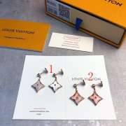 LV Earrings shot 111227F - 1