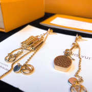 LV Earrings long 111117N - 6