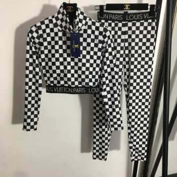 LV Yoga suit  SIZE S-XL 1