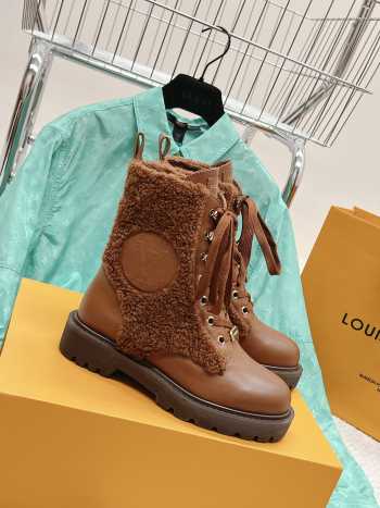 Uubags | Louis Vuitton lambswool boots brown for winter 35-41