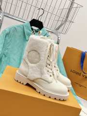 Uubags | Louis Vuitton lambswool boots white for winter 35-41 - 1