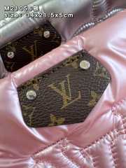 LV M21056 Maxi Multi Pochette Accessoires silver 34x21.5x5cm - 5