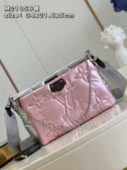 LV M21056 Maxi Multi Pochette Accessoires silver 34x21.5x5cm - 3