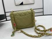 chanel 2022 flap lambskin green 14.5x19x6.5cm - 3