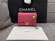 Chanel flap bag rose red lamskin 17cm - 1