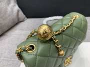 Chanel flap bag green lamskin 17cm - 2