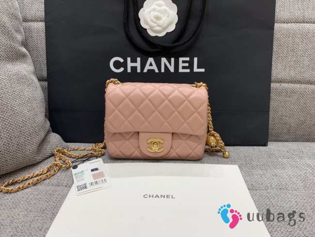 Chanel flap bag pink lamskin 17cm - 1