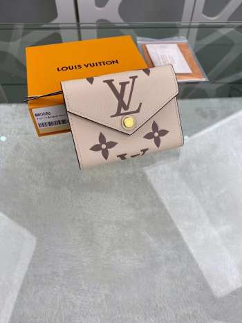 Lv wallet white color 12×9.5×1.5cm