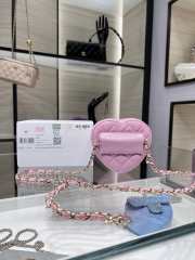 Chanel heart crossbody bag pink 11×12×5cm - 4