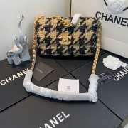 Chanel No19 yellow AS1160 26cm - 1