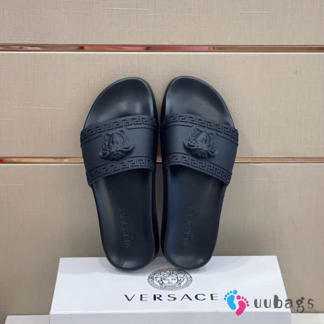 Versace slipper 35-45 - 1