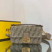 Fendi natural beige baguette bag 27x6x15cm - 1