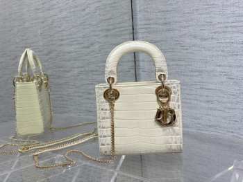 Lady dior crocodile skin white gold buckle matel chain 17cm