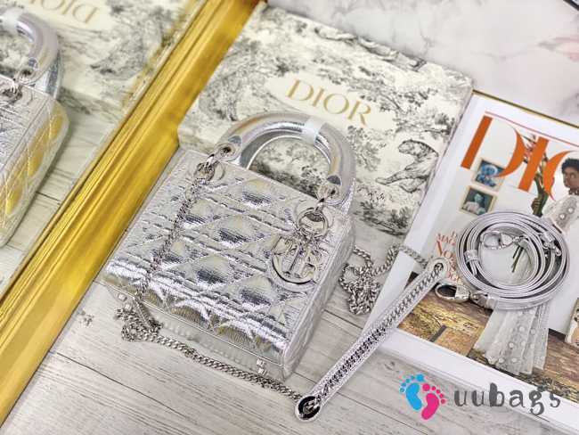 Lady dior shiny silver buckle silver matel chain 17cm - 1