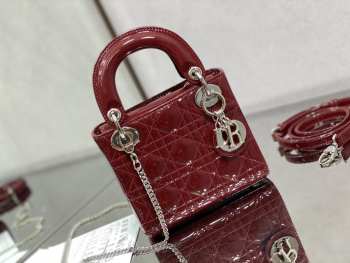 Lady dior patent leather maroon and silver buckle matel chain 17cm